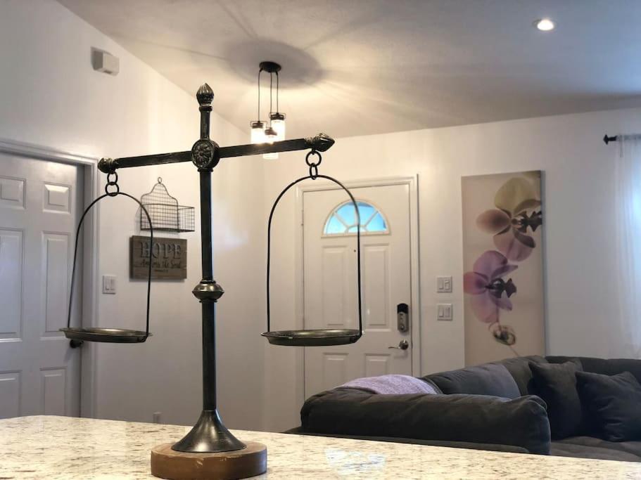 Beautiful Home Across The Street From Lake June! レークプラシッド エクステリア 写真